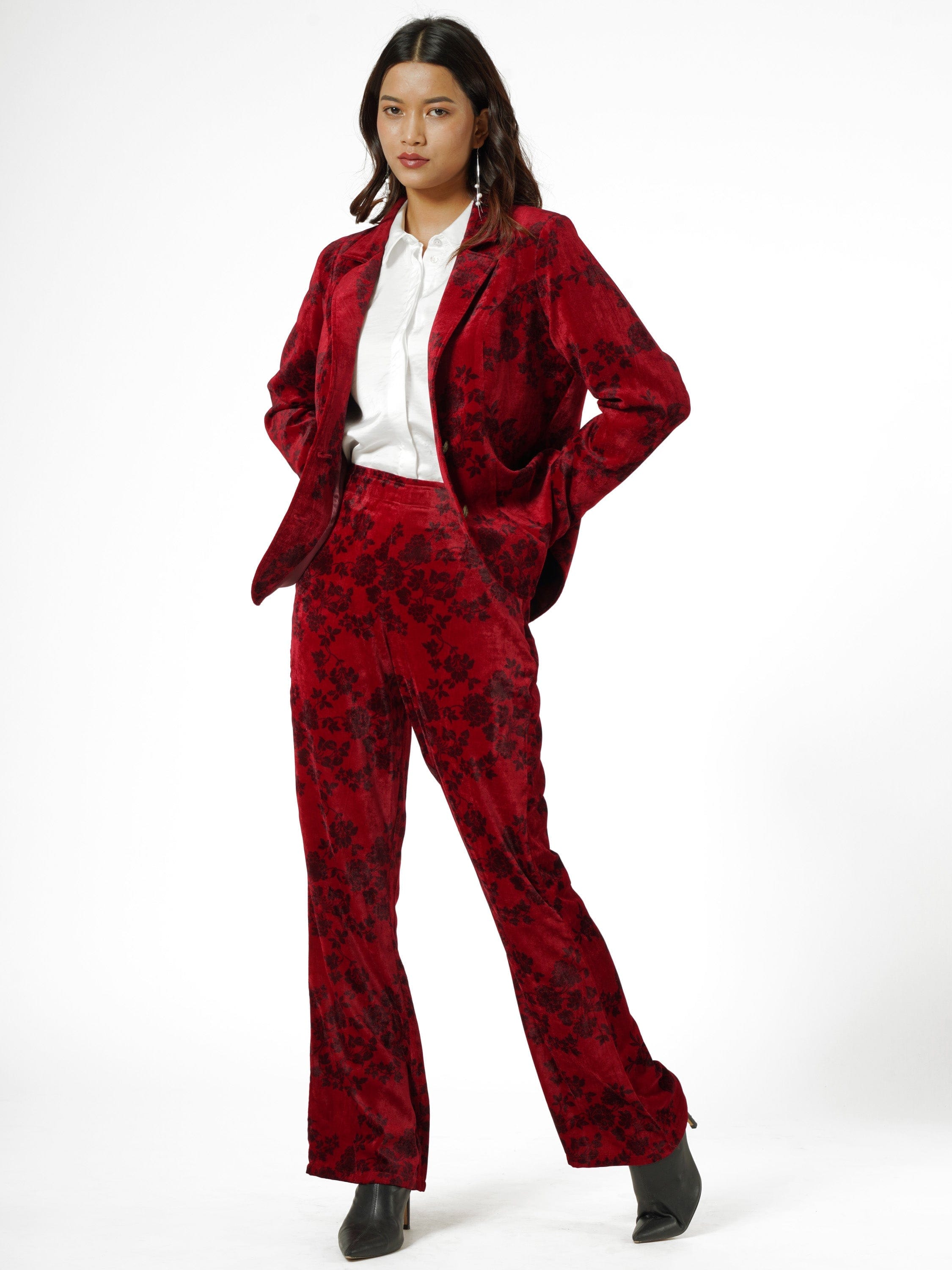 Buy Maroon Suit Sets for Women by SELVIA Online | Ajio.com